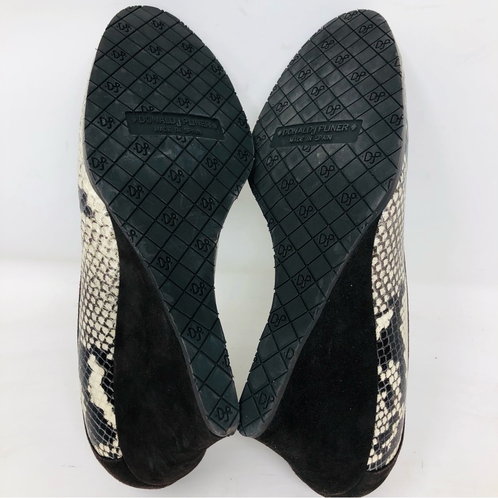 Donald J Pliner Qamra Python Print Patent & Suede… - image 8